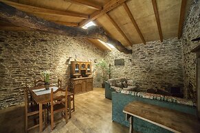 O Acivro Aloxamentos Rurais