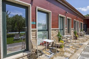 O Acivro Aloxamentos Rurais