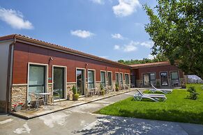 O Acivro Aloxamentos Rurais