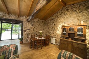 O Acivro Aloxamentos Rurais