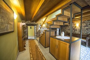 O Acivro Aloxamentos Rurais