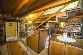 O Acivro Aloxamentos Rurais