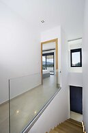 Seametry Luxury Living Villa