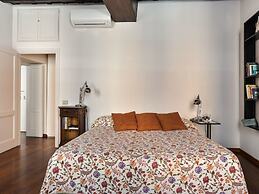 Spanish Steps Apartment
