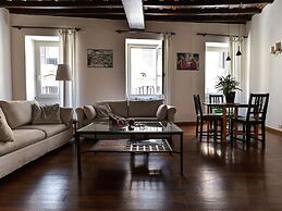 Spanish Steps Apartment