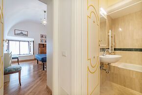 Campitelli Fascinating Apartment