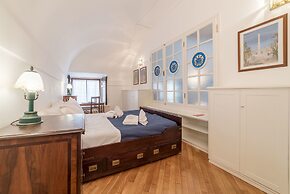 Campitelli Fascinating Apartment