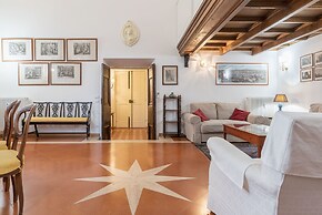 Campitelli Fascinating Apartment