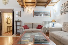 Campitelli Fascinating Apartment