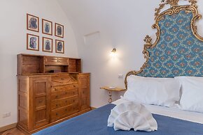 Campitelli Fascinating Apartment