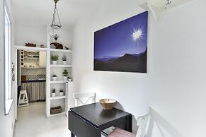 Monti Secret Garden Apartment