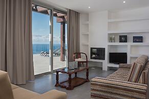 Cliffscape by Our Madeira