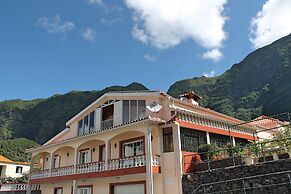Dinis Country Apartment by Our Madeira