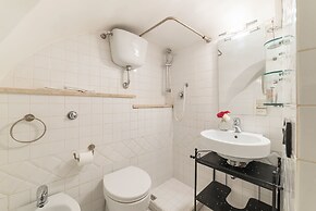 Sweet Suite near Pantheon