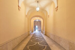 Sweet Suite near Pantheon