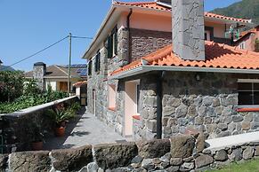 Dinis Country Cottage by Our Madeira