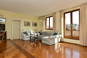 Rome at Your Feet Apartment with Terrace