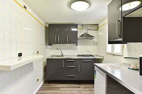 Pantheon View from Terrace Apartment