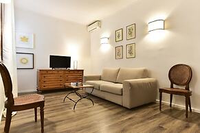 Pantheon View from Terrace Apartment