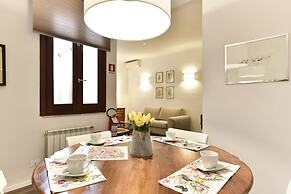 Pantheon View from Terrace Apartment