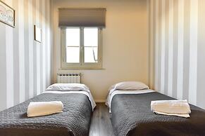 Pantheon View from Terrace Apartment