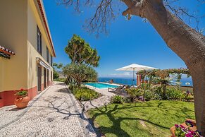 Quinta D'Alegria by Our Madeira