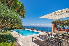 Quinta D'Alegria by Our Madeira