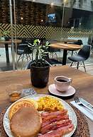 Hotel Sexta Avenida Inn