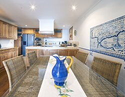 Quinta Girassol by Our Madeira