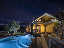 Quinta Girassol by Our Madeira