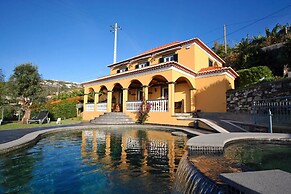 Quinta Girassol by Our Madeira