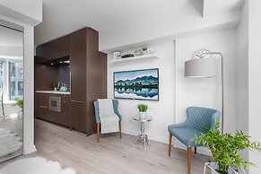 QuickStay Yorkville Condo - Yonge & Bloor