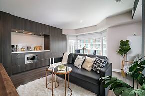 QuickStay Yorkville Condo - Yonge & Bloor