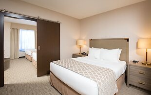 Pomeroy Inn & Suites Prince George