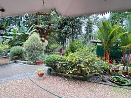 Kuttickattil Gardens Home Stay