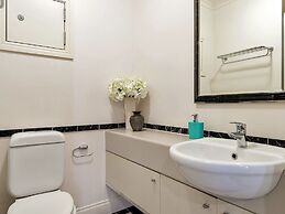 Cosy and Quite Serviced Apartment