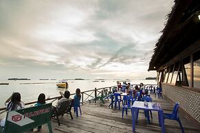 Pulau Pelangi Resort