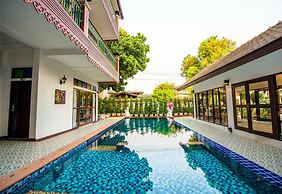 Hetai Boutique House