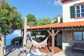 Stonecliff Cottage by Our Madeira