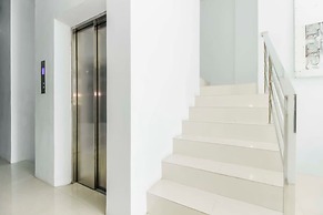 RedDoorz near Hayam Wuruk