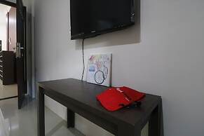 RedDoorz @ Jalan Krakatau Medan