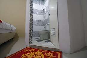 RedDoorz @ Jalan Krakatau Medan