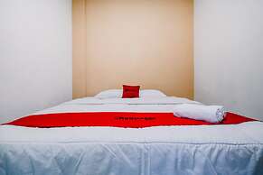 RedDoorz @ Jalan Krakatau Medan