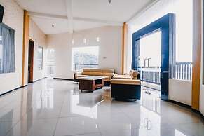 RedDoorz near Taman Rekreasi Selecta