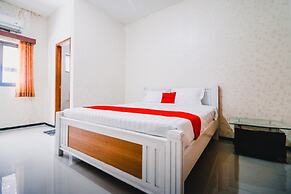 RedDoorz near Taman Rekreasi Selecta