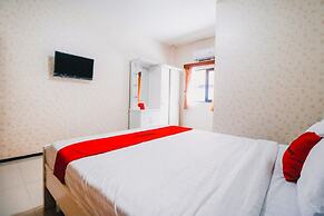 RedDoorz near Taman Rekreasi Selecta