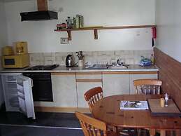 Snowgoose Apartments & Blacksmith Bunkhouse