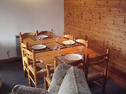 Snowgoose Apartments & Blacksmith Bunkhouse