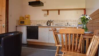 Snowgoose Apartments & Blacksmith Bunkhouse