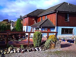 Snowgoose Apartments & Blacksmith Bunkhouse